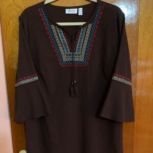 DENIM & CO CRINKLE PEASANT BLOUSE WITH 3/4 FLARED SLEEVES AND TASSELS L